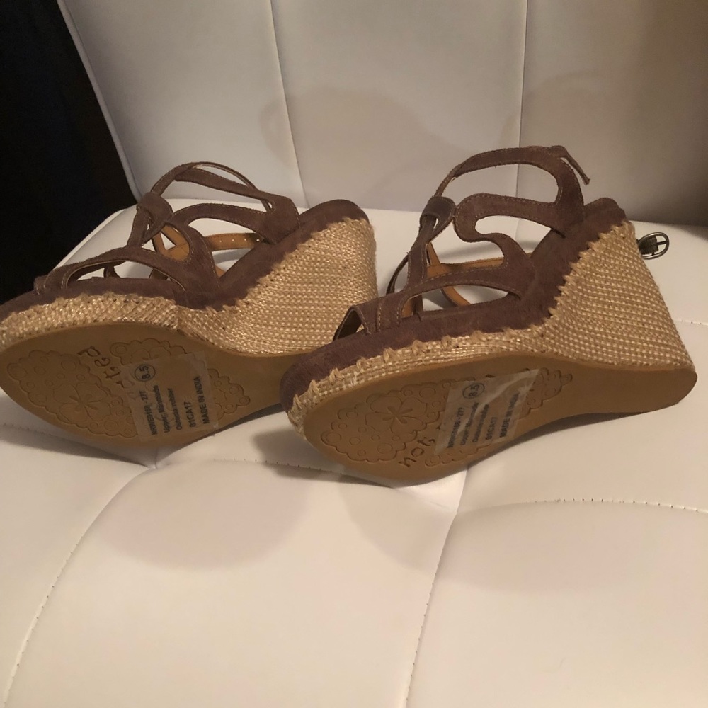 Wedges - Picture 2 of 2